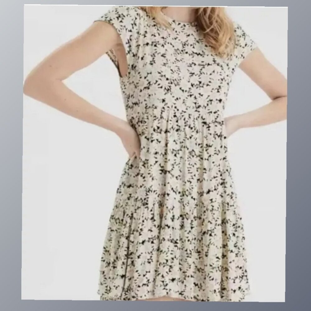 American Eagle floral  babydoll mini Dress, Size Small